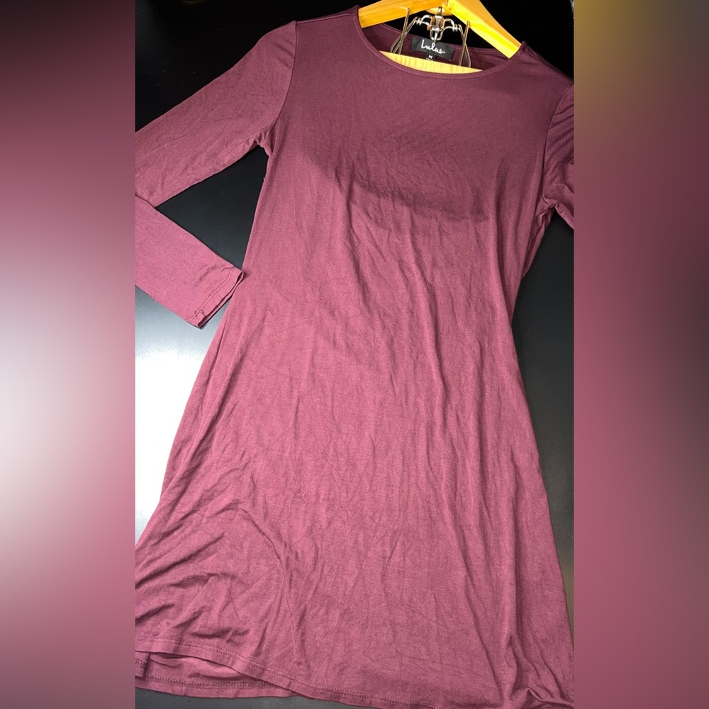 Lulu’s Kiss and Tell Burgundy Long Sleeve Draped Back Dress Size Medium EUC